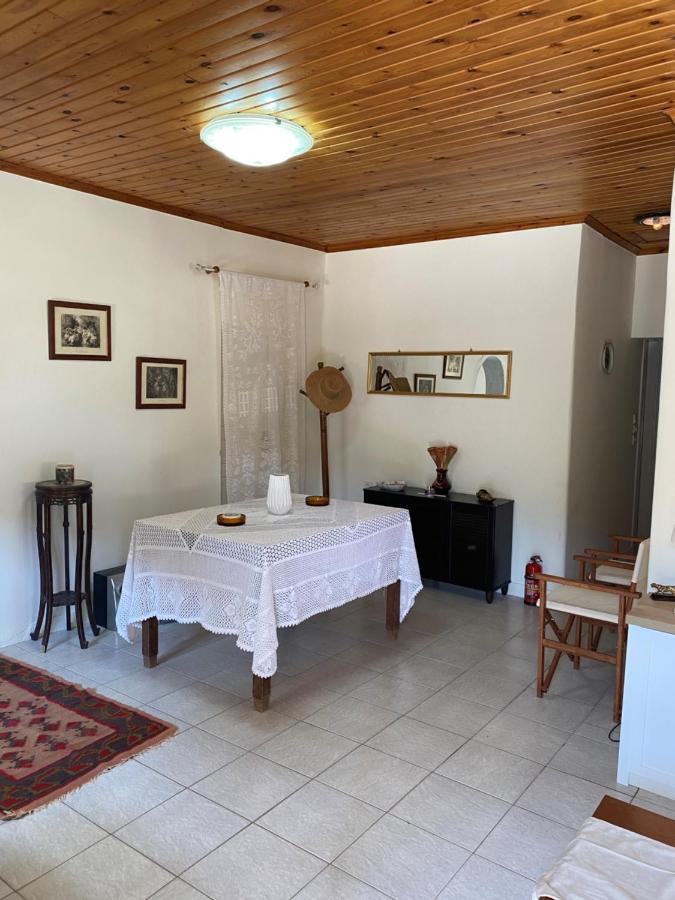 Lena'S Traditional Villa Agia Efimia Exterior photo