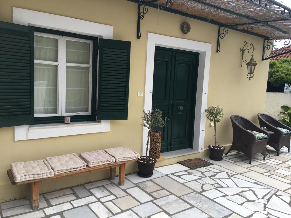 Lena'S Traditional Villa Agia Efimia Exterior photo