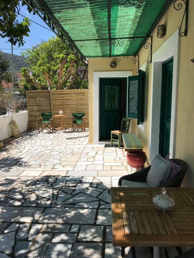 Lena'S Traditional Villa Agia Efimia Exterior photo